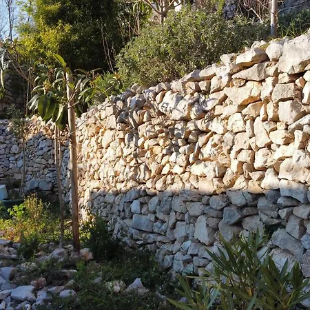 Mel * Novi Vinodolski