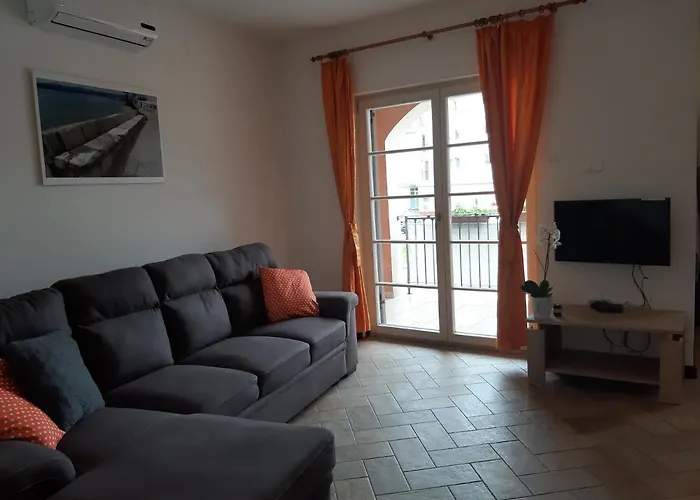 Mel Apartman *