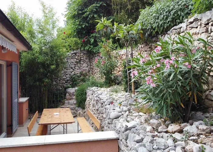 아파트 Mel 노비비노돌스키